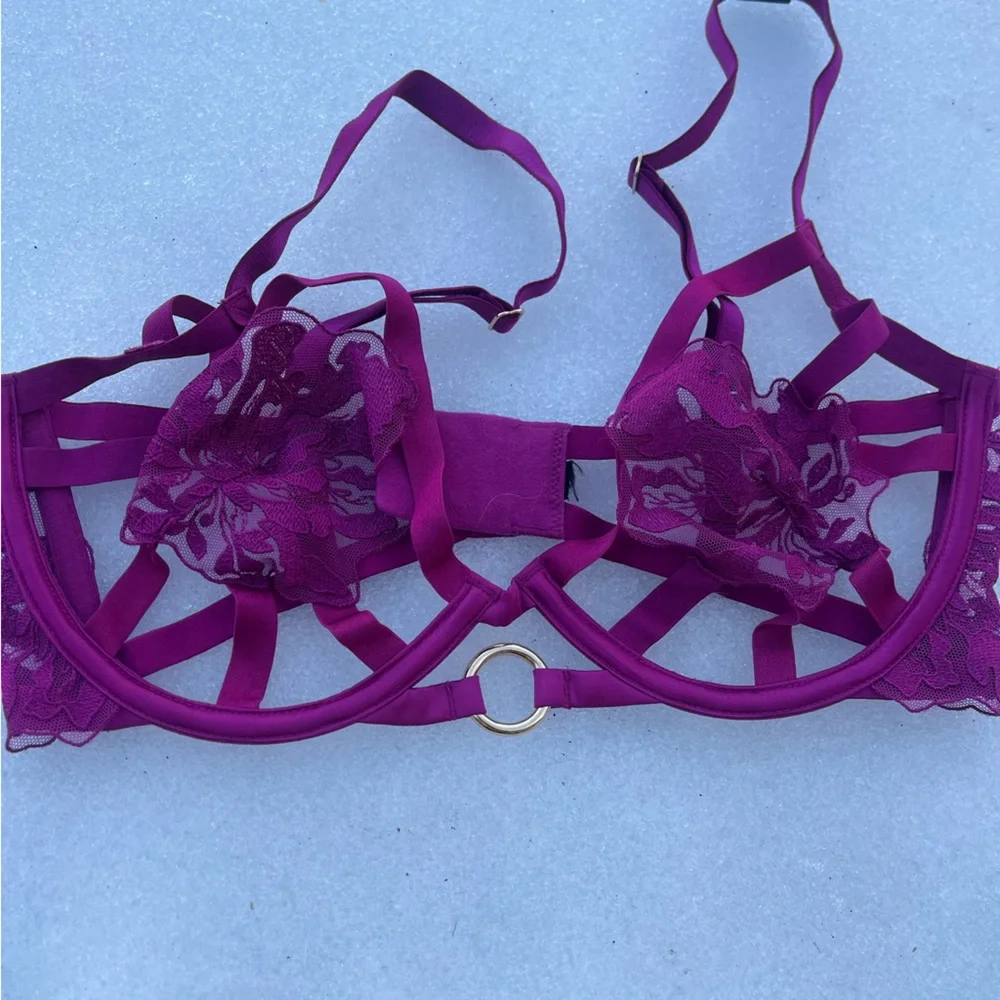 Bra - Picture 5 of 8